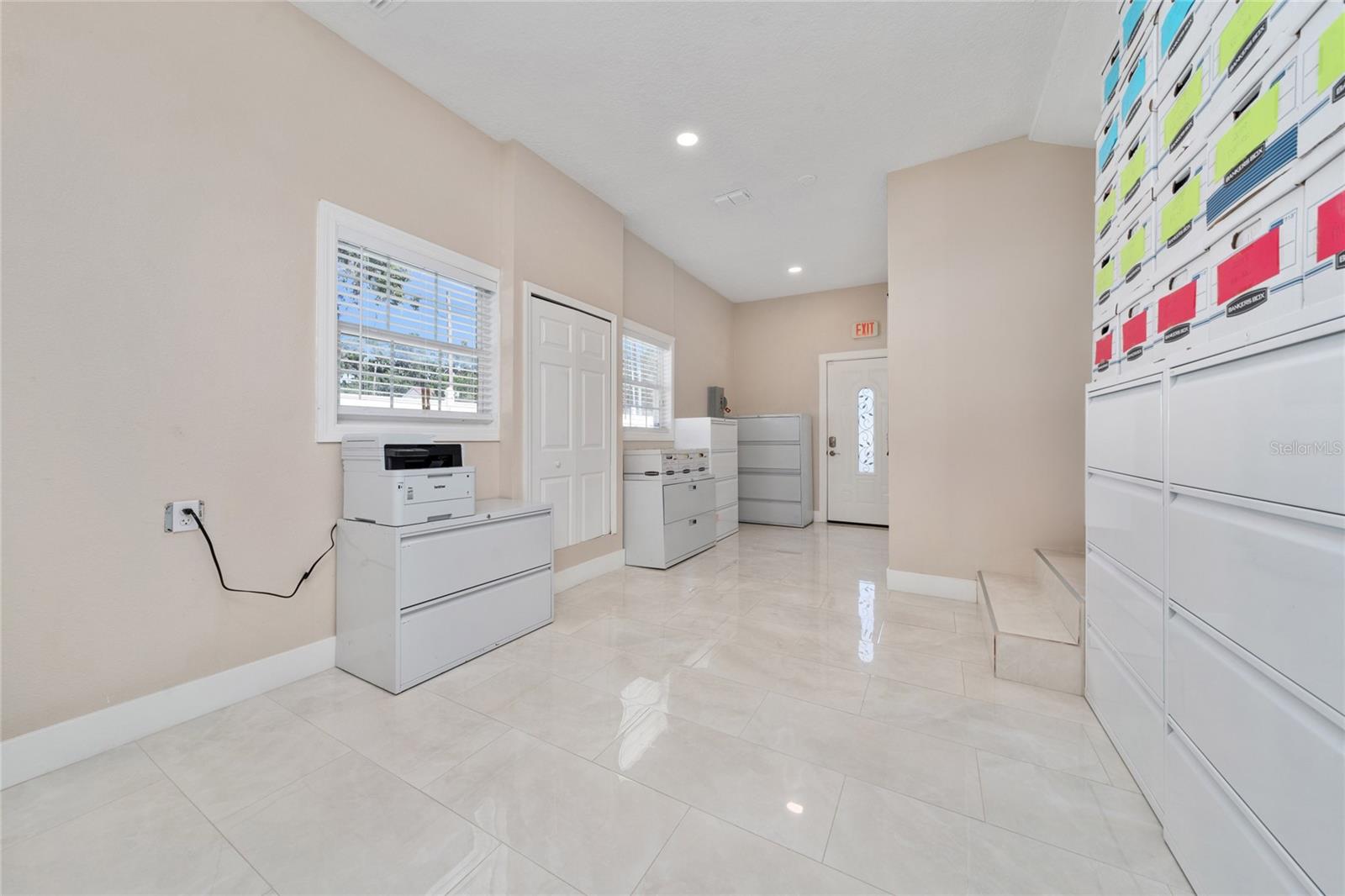 HOME EXCHANGE - Commercial Sale