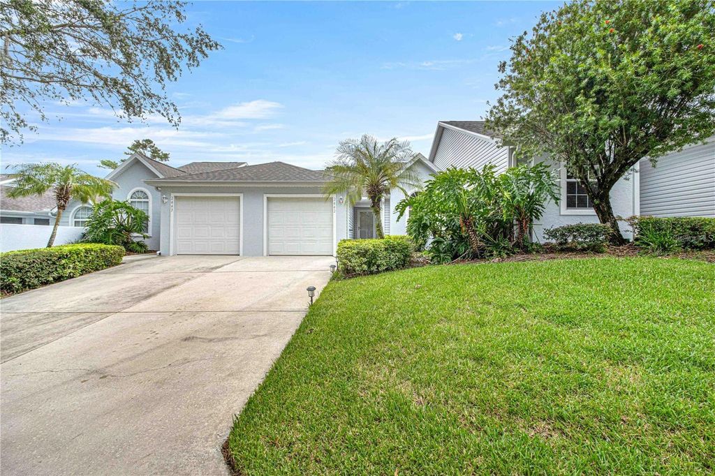 Photo of 2442 SE 18th Circle, Ocala, FL 34471 (MLS # OM711358)