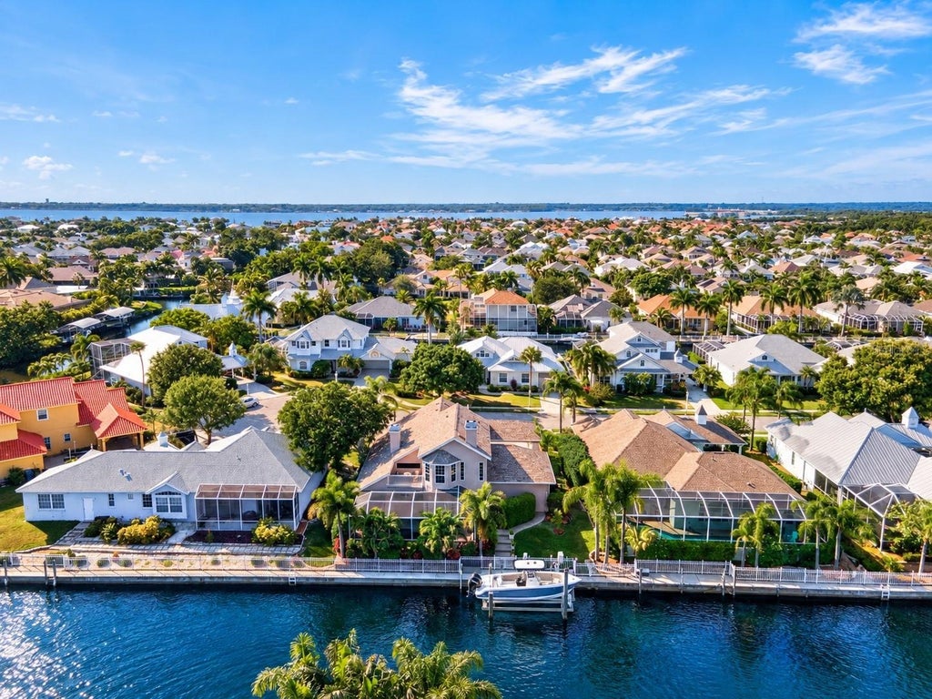Photo of 4716 Starboard Drive, Bradenton, FL 34208 (MLS # A4707104)