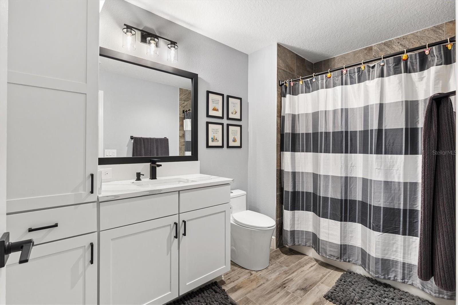 PALMETTO VILLAS - Residential