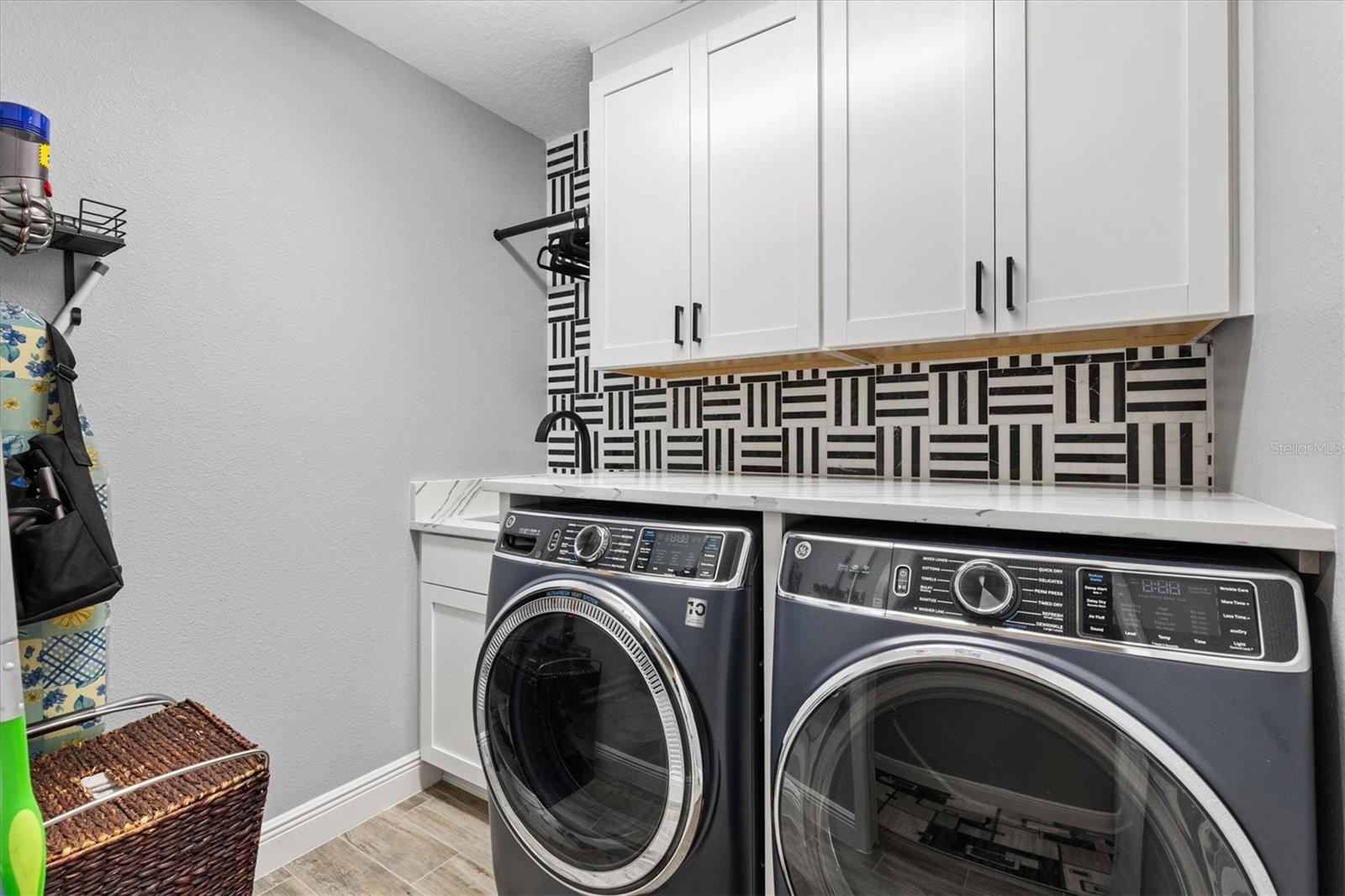 PALMETTO VILLAS - Residential