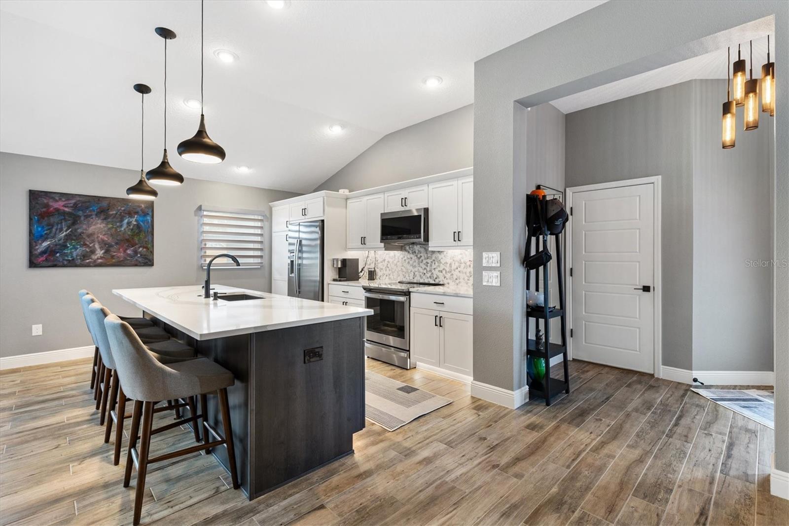 PALMETTO VILLAS - Residential