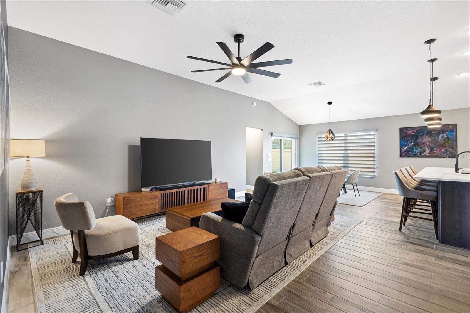 PALMETTO VILLAS - Residential