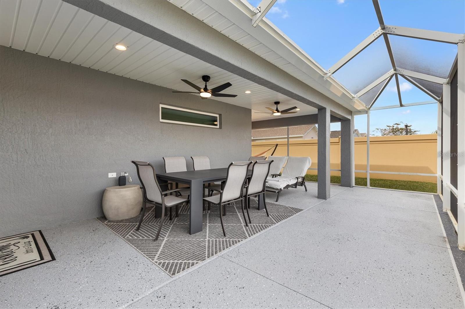 PALMETTO VILLAS - Residential