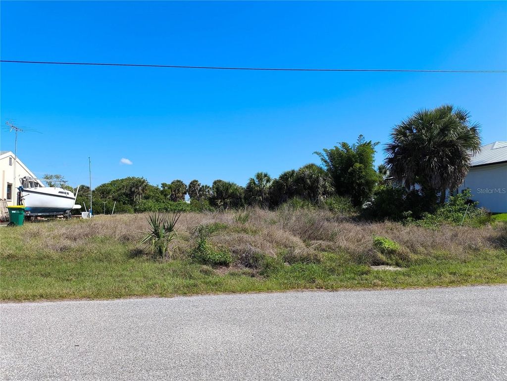 Photo of 19170 New Haven Court, Port Charlotte, FL 33948 (MLS # O6401610)