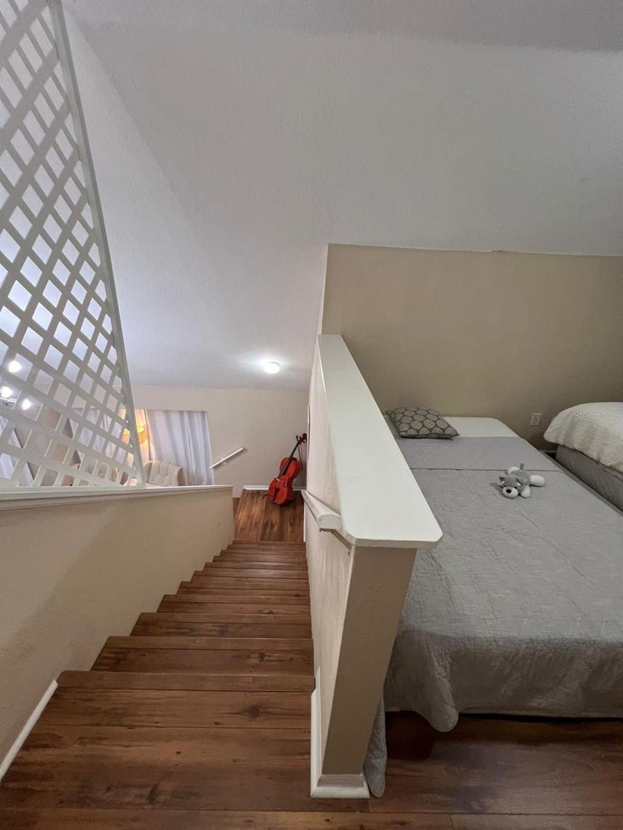 AZUR/METROWEST - Residential Lease