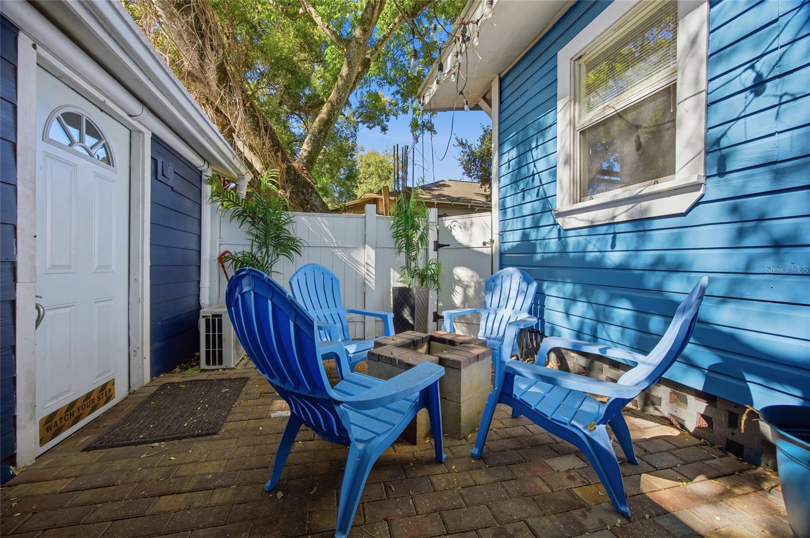 4RI | CENTRAL PARK BLKS 1 2 4 TO 12 13 14 AND 15 - Residential