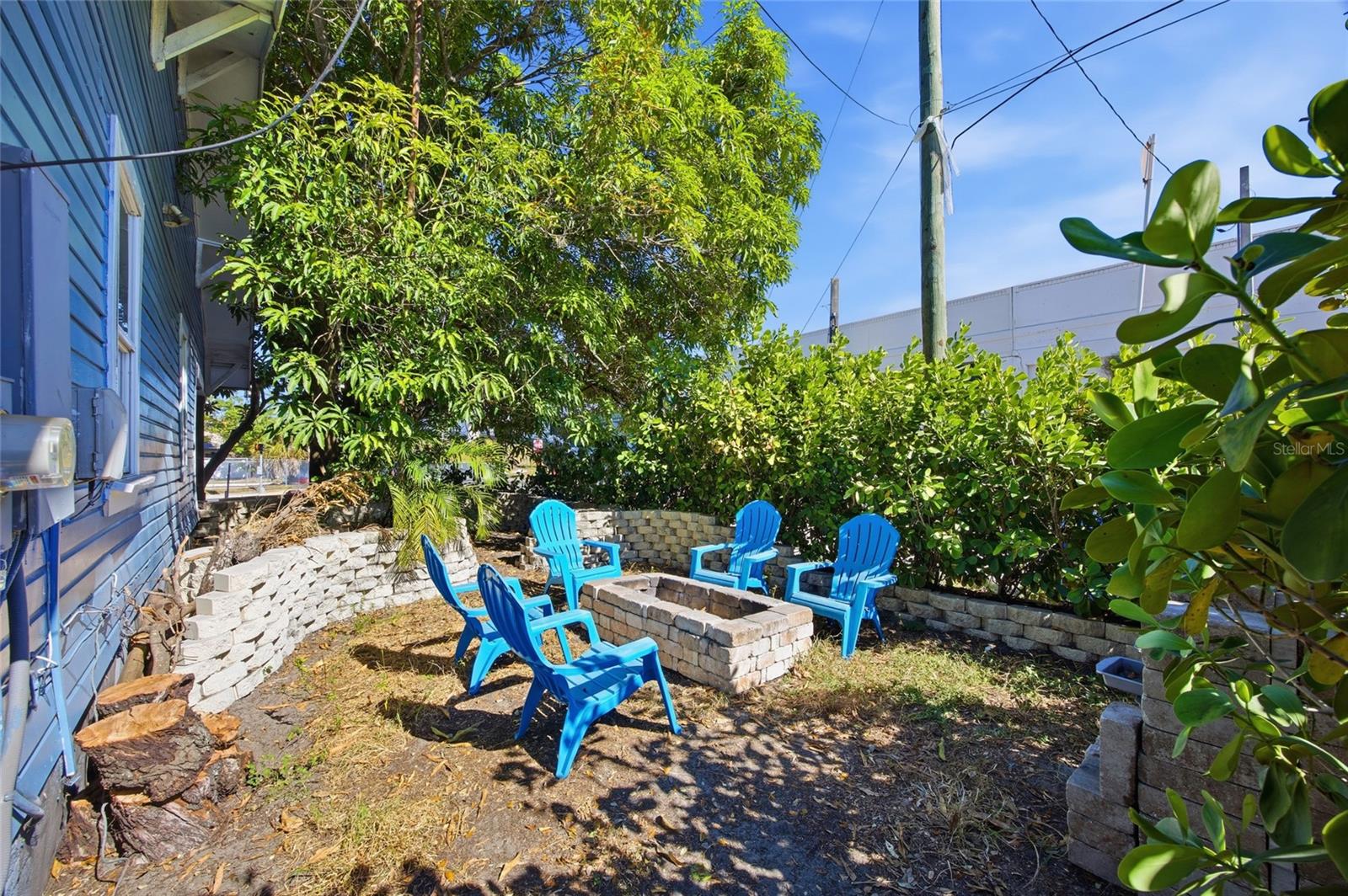 4RI | CENTRAL PARK BLKS 1 2 4 TO 12 13 14 AND 15 - Residential