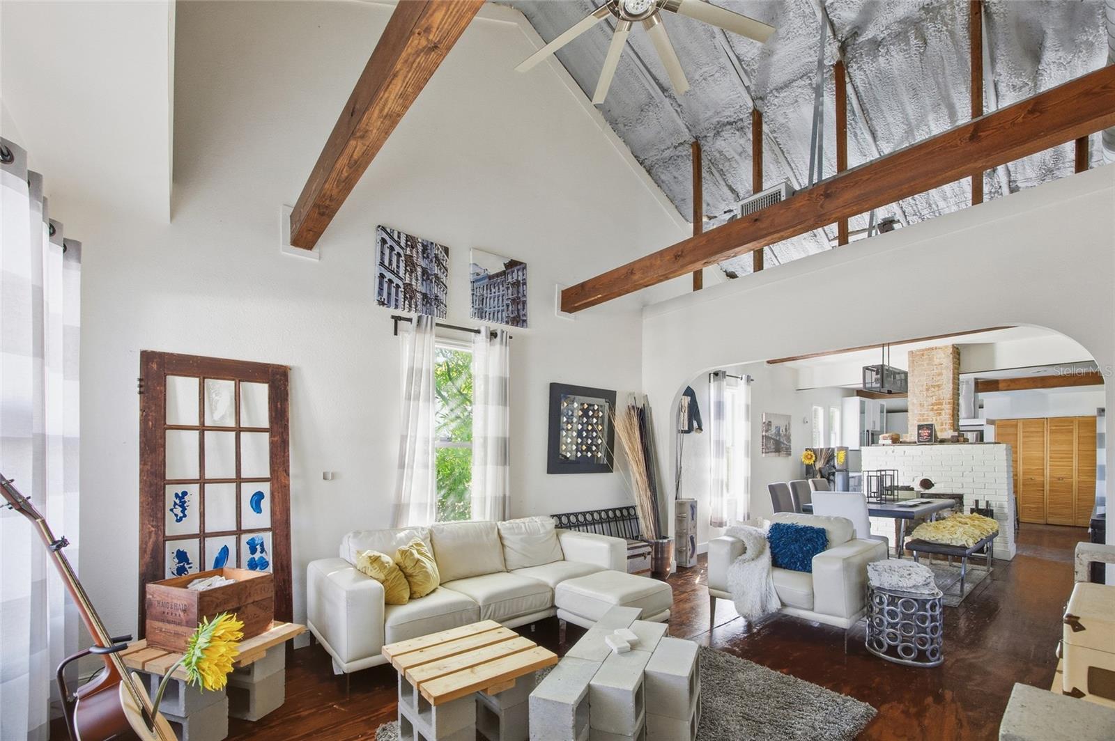 4RI | CENTRAL PARK BLKS 1 2 4 TO 12 13 14 AND 15 - Residential