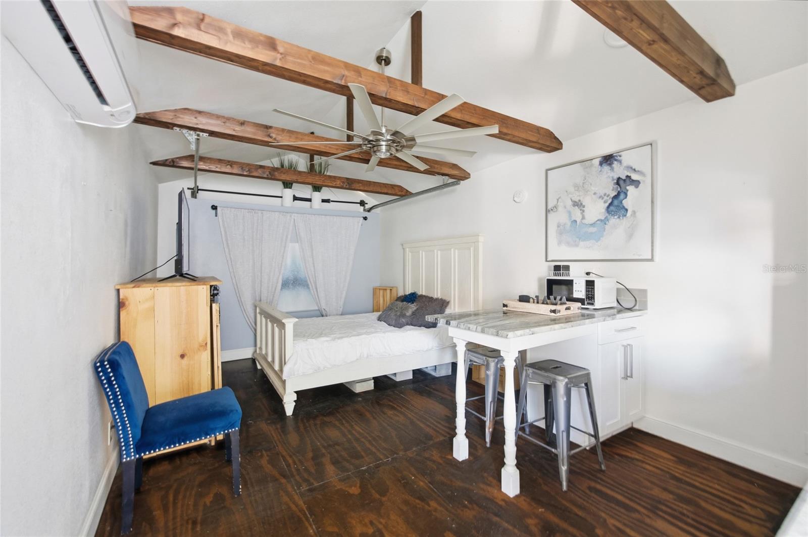 4RI | CENTRAL PARK BLKS 1 2 4 TO 12 13 14 AND 15 - Residential