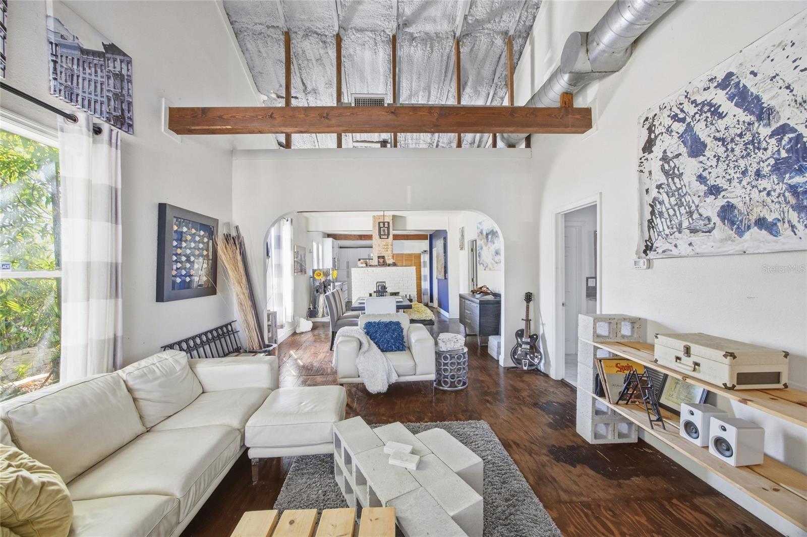 4RI | CENTRAL PARK BLKS 1 2 4 TO 12 13 14 AND 15 - Residential