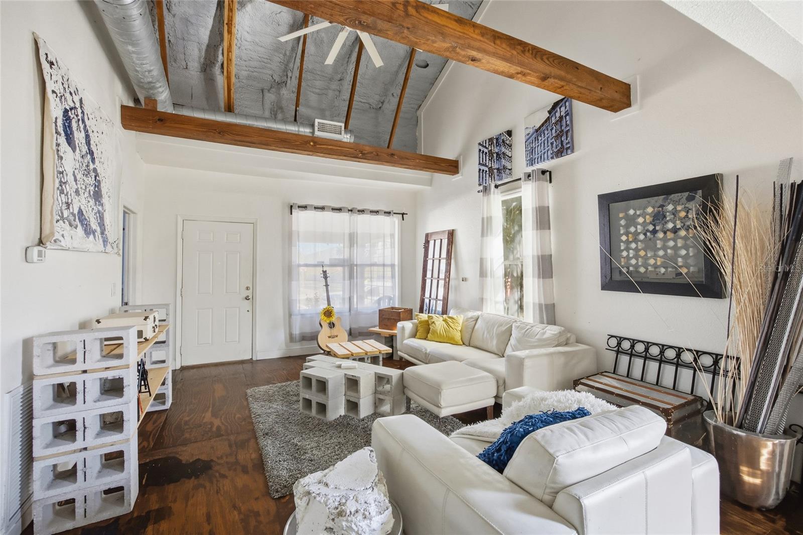 4RI | CENTRAL PARK BLKS 1 2 4 TO 12 13 14 AND 15 - Residential