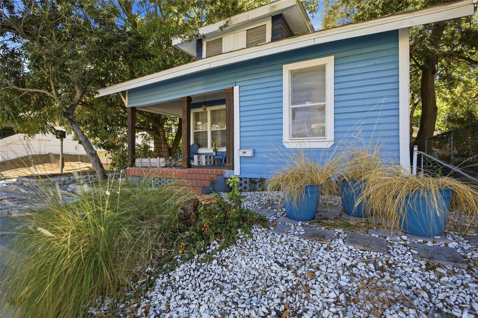 515 E FLORIBRASKA AVENUE