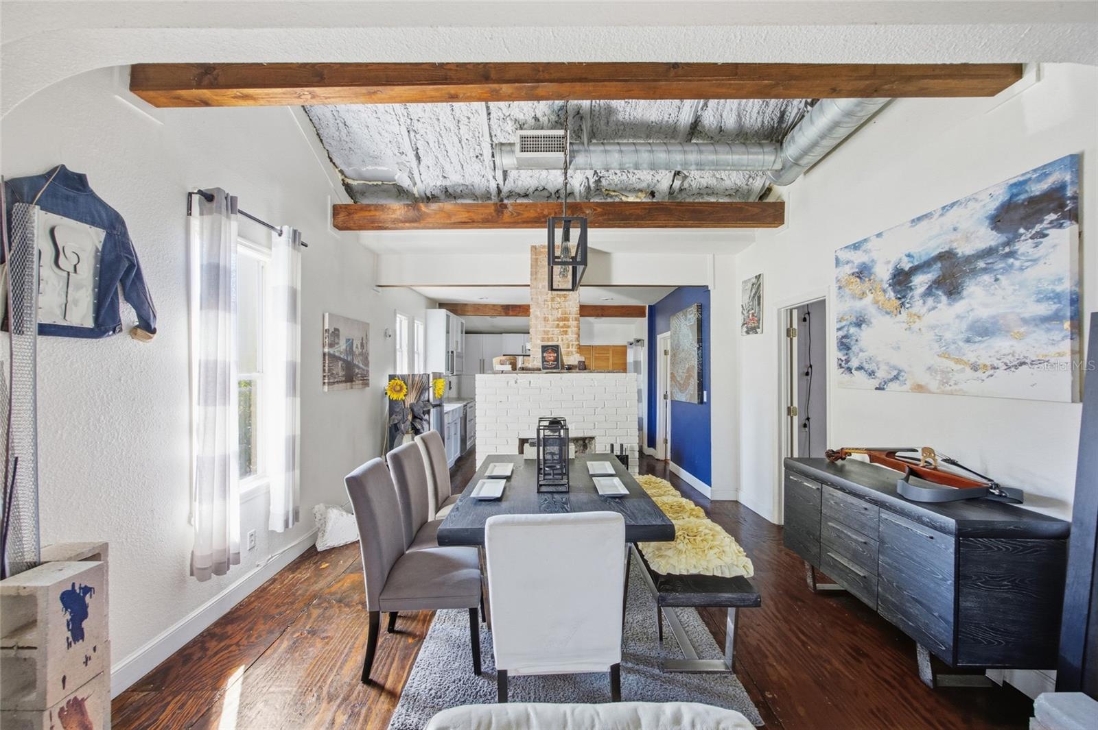 4RI | CENTRAL PARK BLKS 1 2 4 TO 12 13 14 AND 15 - Residential