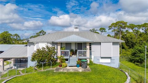 A home in PUNTA GORDA