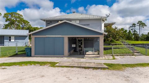 A home in PUNTA GORDA