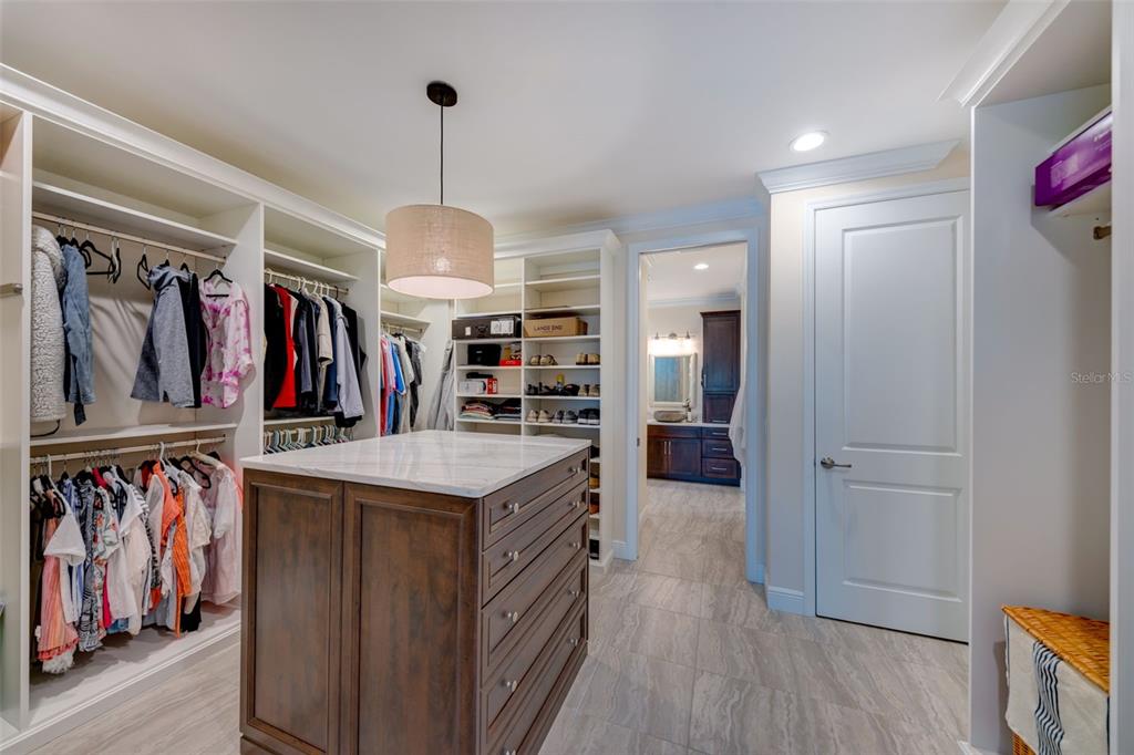 BELLEVUE ESTATES 7TH ADD - Residential