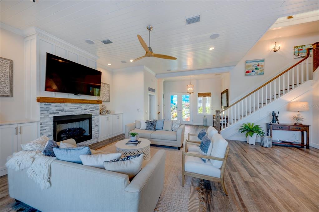 BELLEVUE ESTATES 7TH ADD - Residential