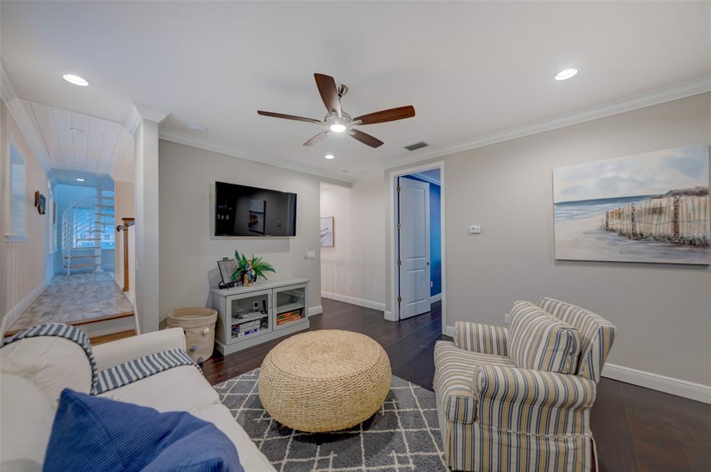 BELLEVUE ESTATES 7TH ADD - Residential