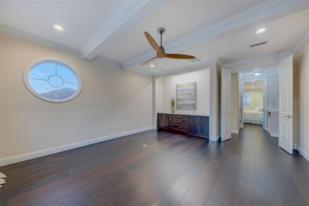 BELLEVUE ESTATES 7TH ADD - Residential