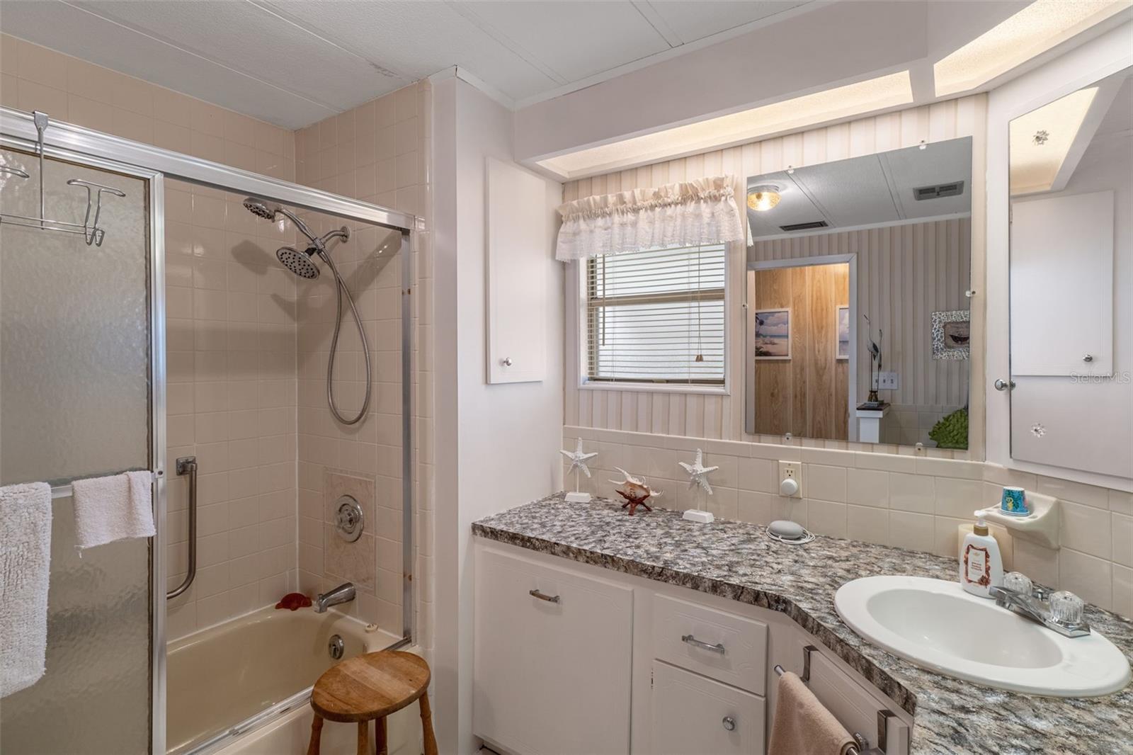 BUENA VISTA 9TH ADD - Residential