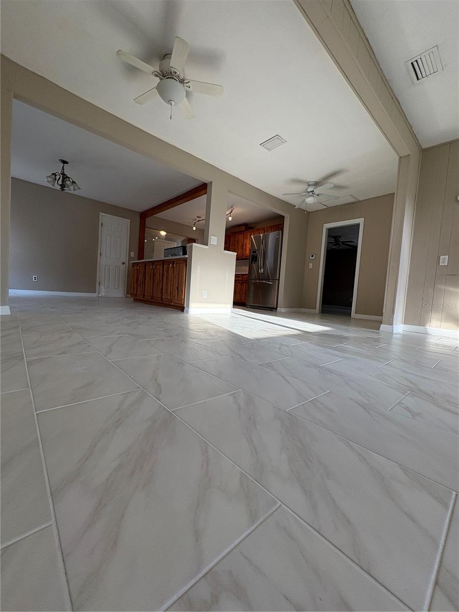 CRESTLINE - Residential Lease