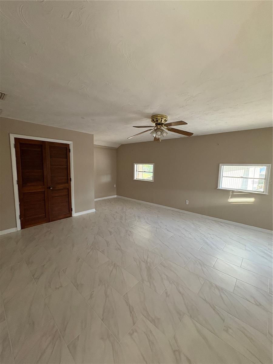 CRESTLINE - Residential Lease