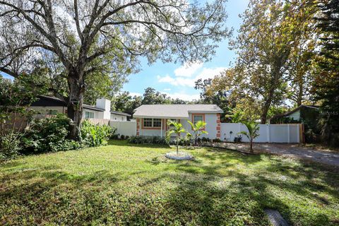 Photo of 6511 24th Avenue S, Tampa, FL 33619 (MLS # TB8445487)