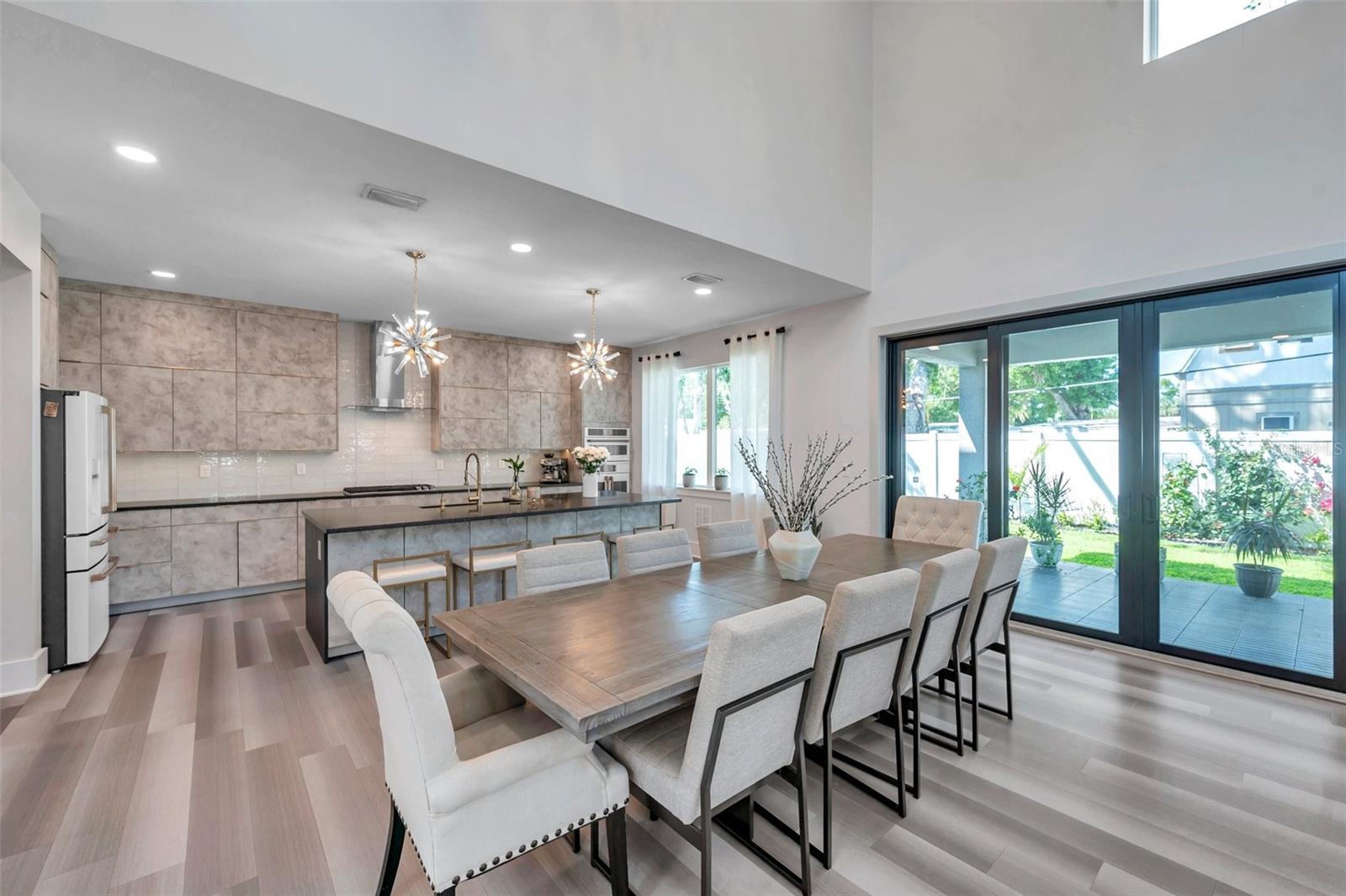 2140 CATALINA DRIVE