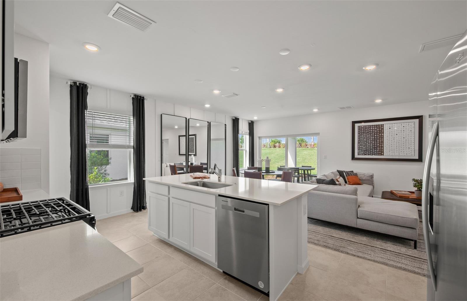 4556; REAGAN LANDING --- PRELIM - Residential