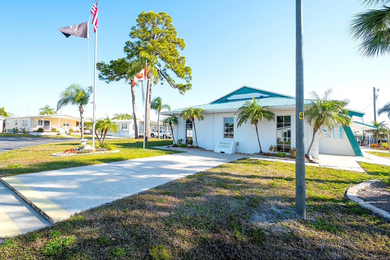 MOBILE ESTATES - Residential