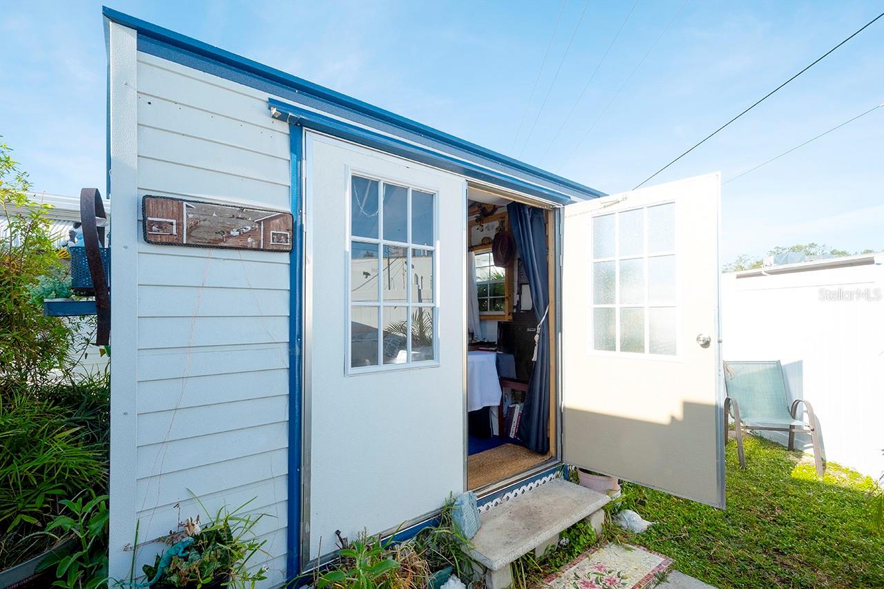 MOBILE ESTATES - Residential