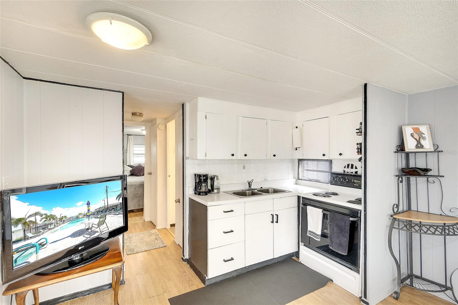 MOBILE ESTATES - Residential
