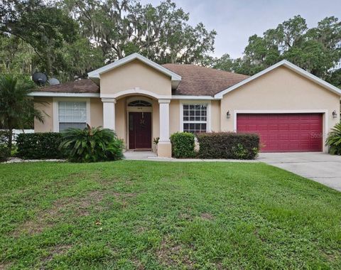 Photo of 5419 Oxford Manor Circle, Lakeland, FL 33810 (MLS # L4960341)