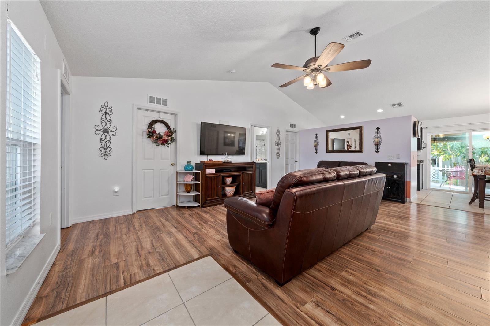 ST CLOUD 2ND TOWN OF - Residential