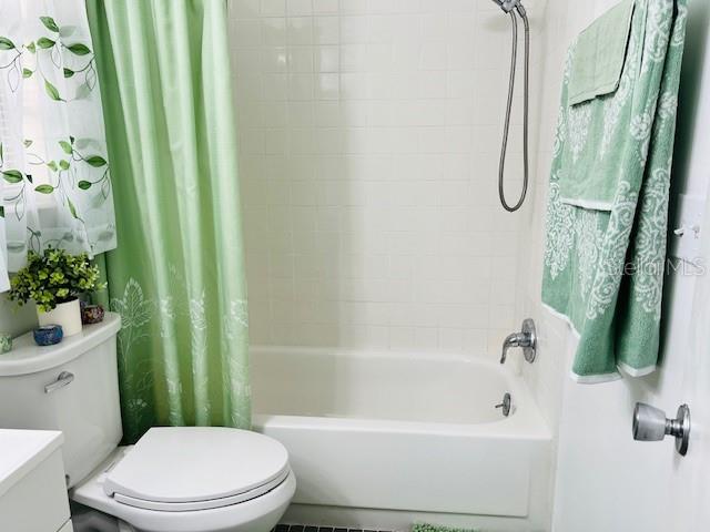 TAVARES LAKEVIEW CONDO - Residential Lease