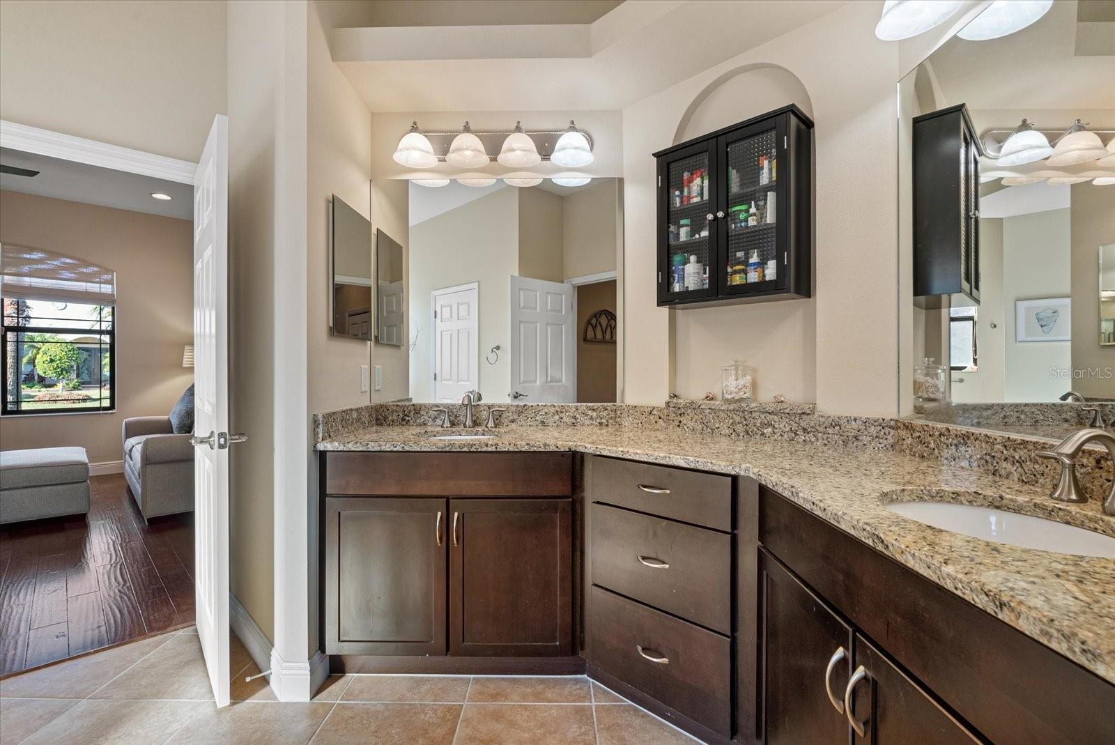 ENCLAVE AT COUNTRY MEADOWS - Residential