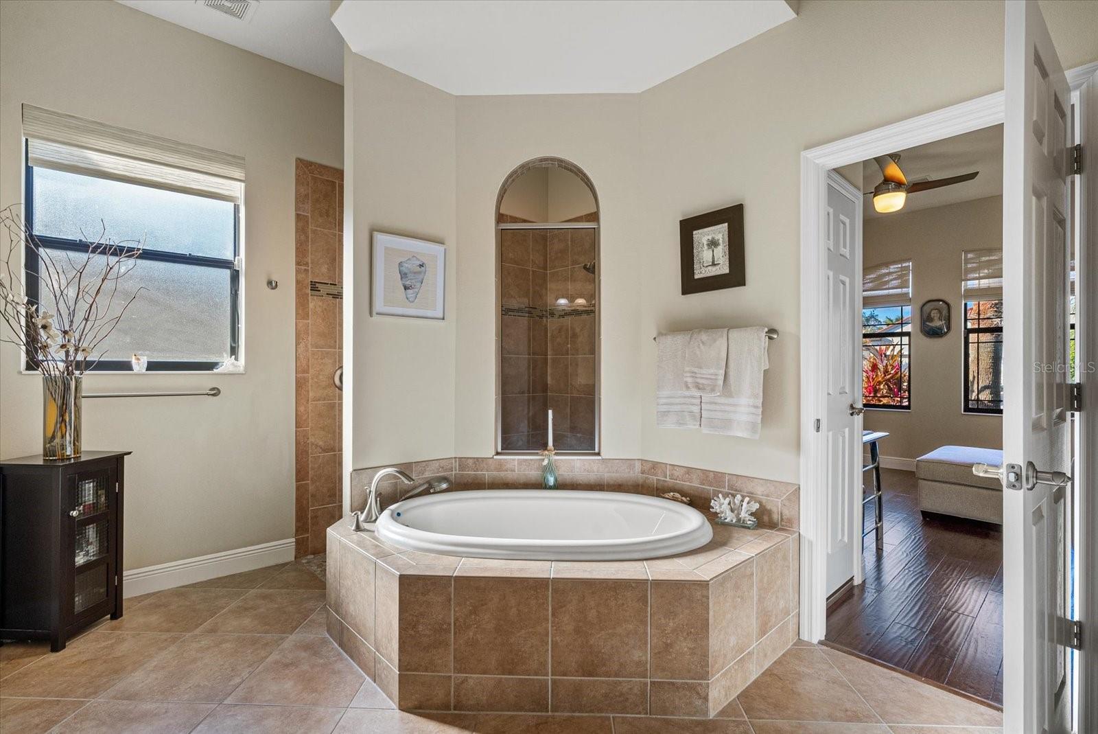 ENCLAVE AT COUNTRY MEADOWS - Residential