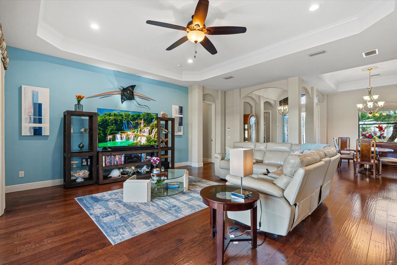 ENCLAVE AT COUNTRY MEADOWS - Residential