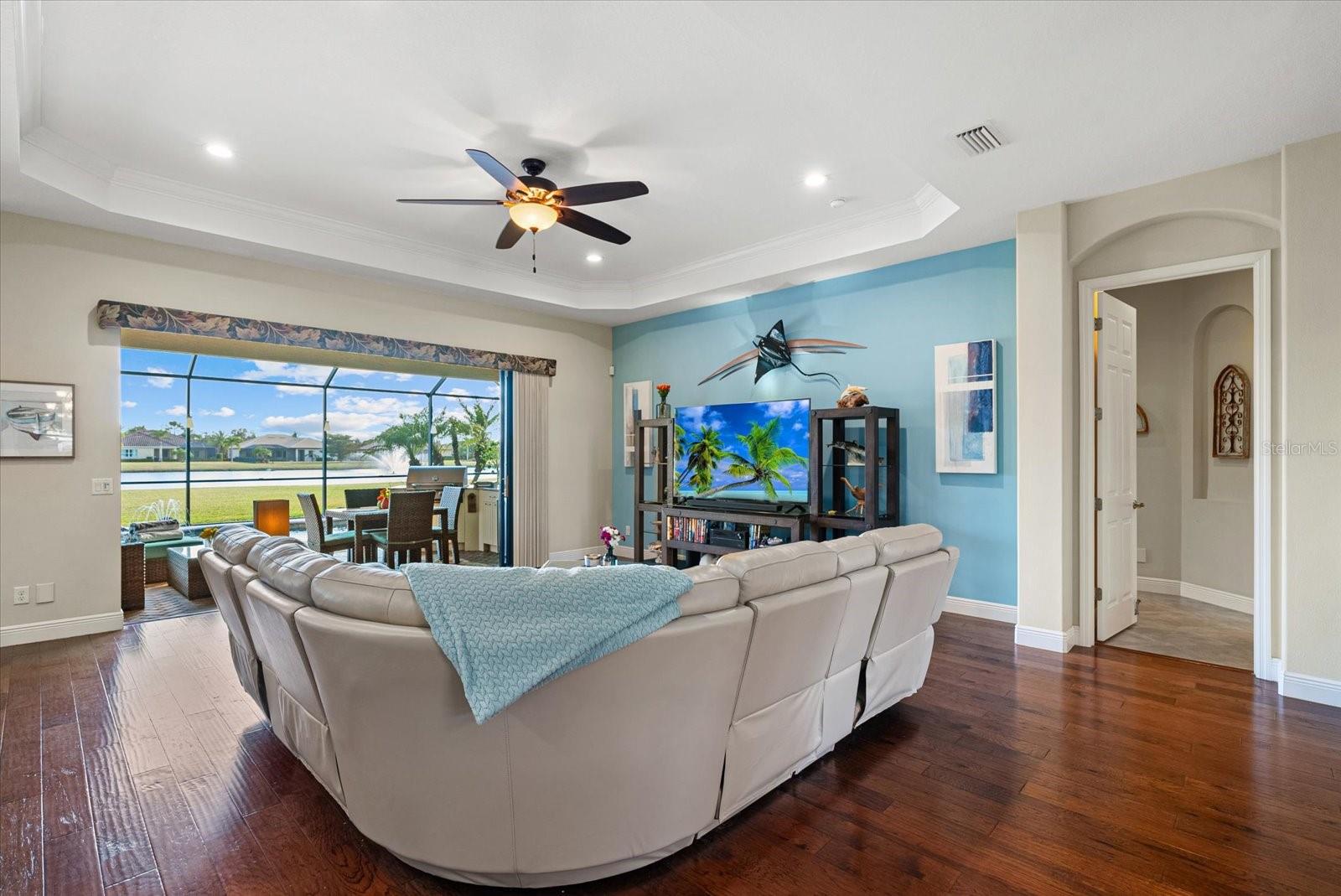 ENCLAVE AT COUNTRY MEADOWS - Residential