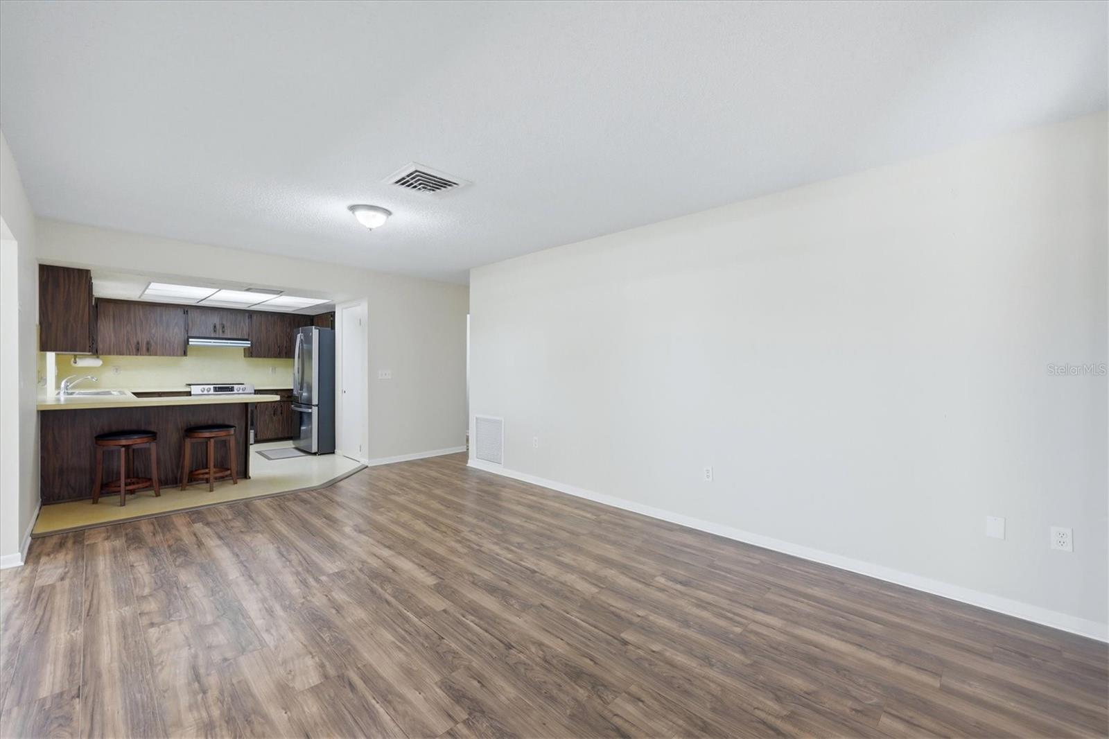 WINELLA PARK - Residential