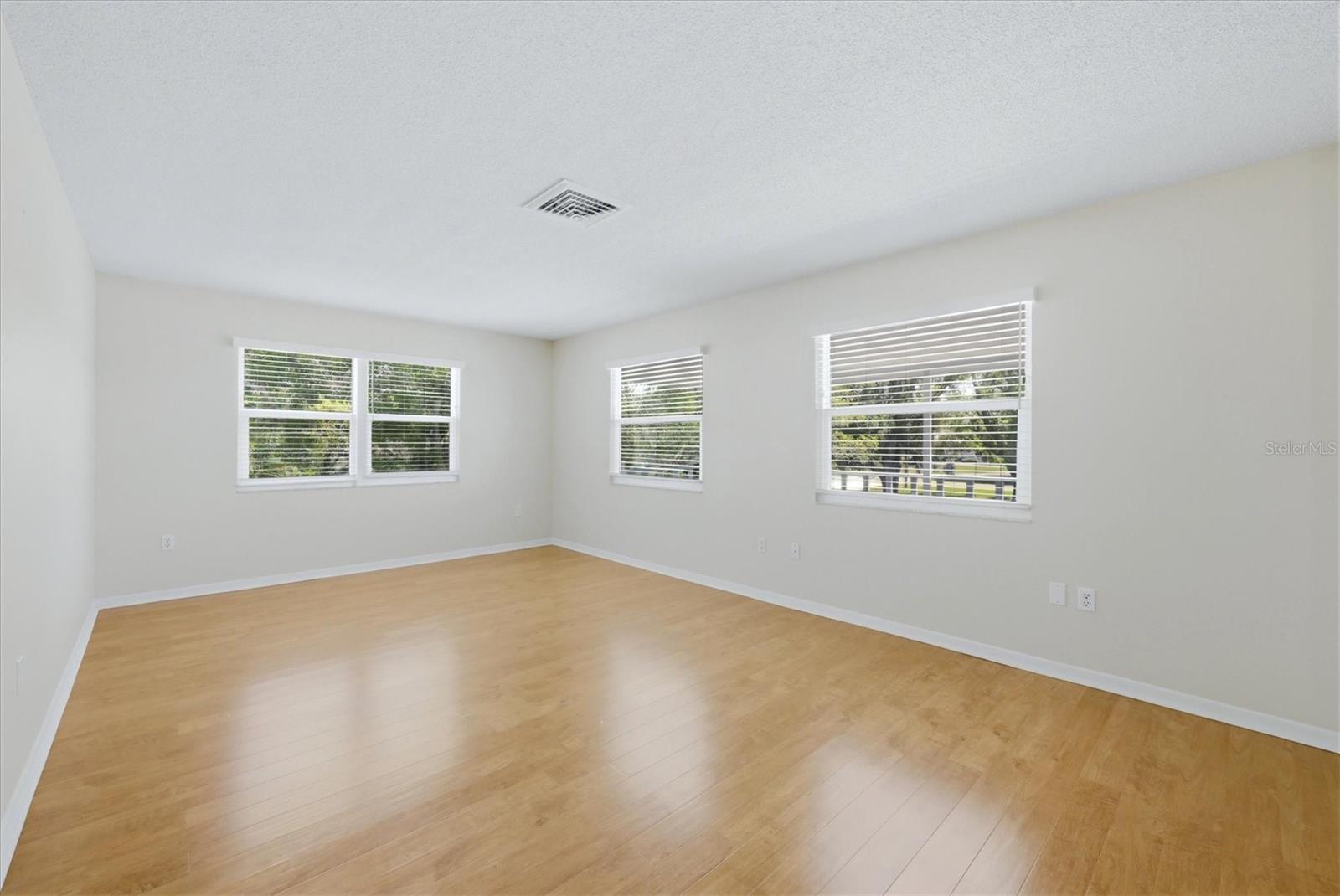 WINELLA PARK - Residential