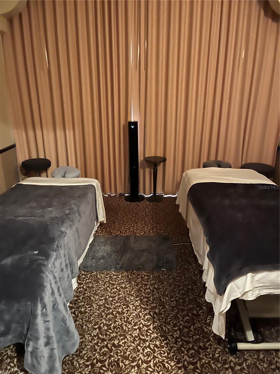 LAKE BUENA VISTA RESIDENCE VILLAGE I - Residential