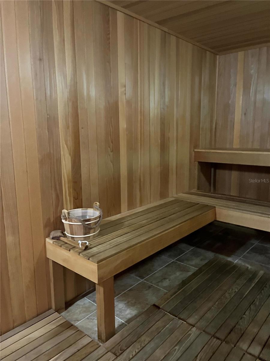 LAKE BUENA VISTA RESIDENCE VILLAGE I - Residential