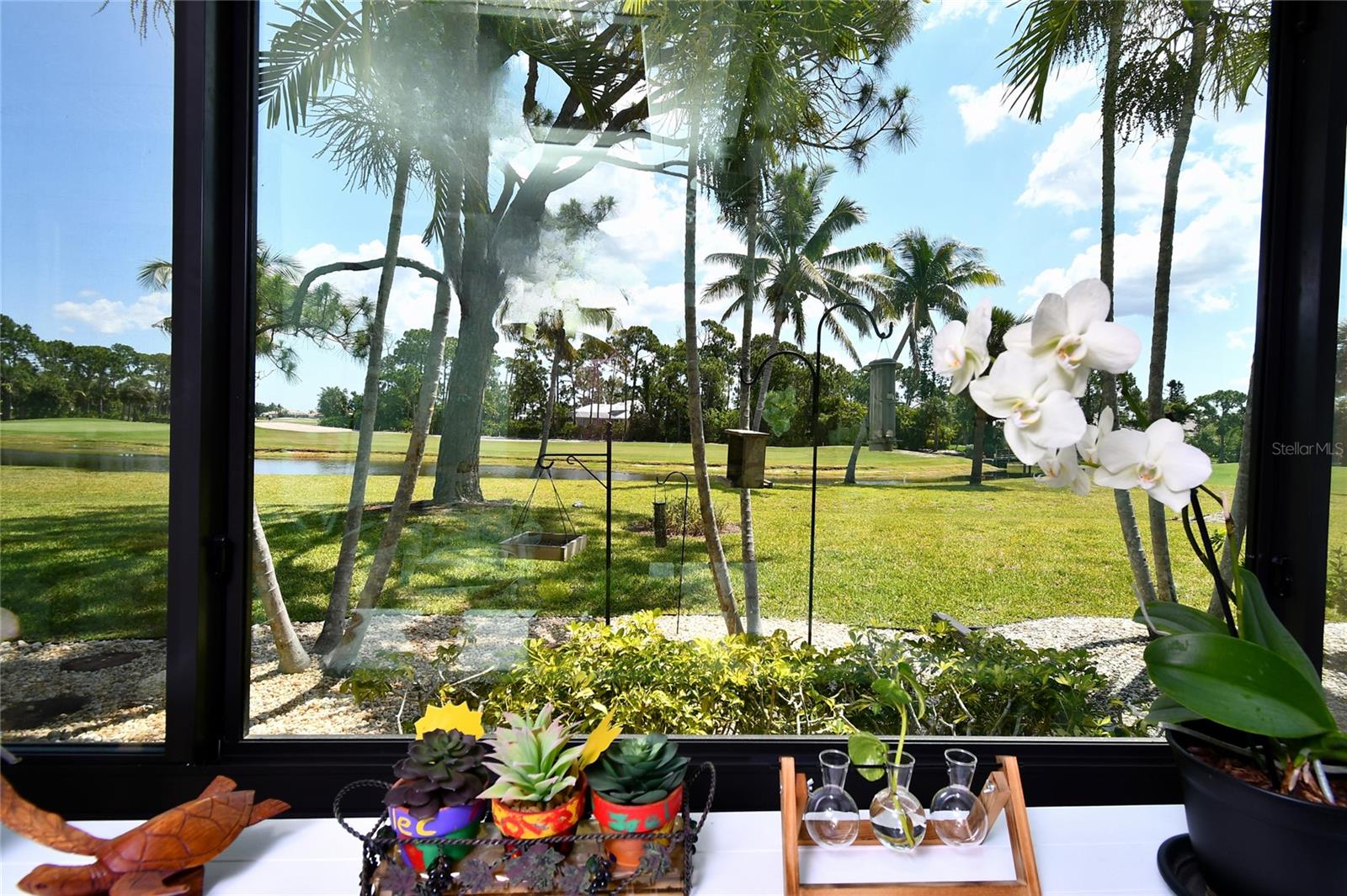 ADMIRALTY VILLAGE CONDO - Residential