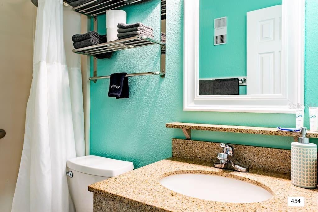 SAILPORT RESORT CONDO ON - Residential Income