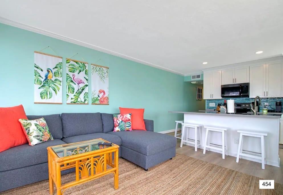 SAILPORT RESORT CONDO ON - Residential Income