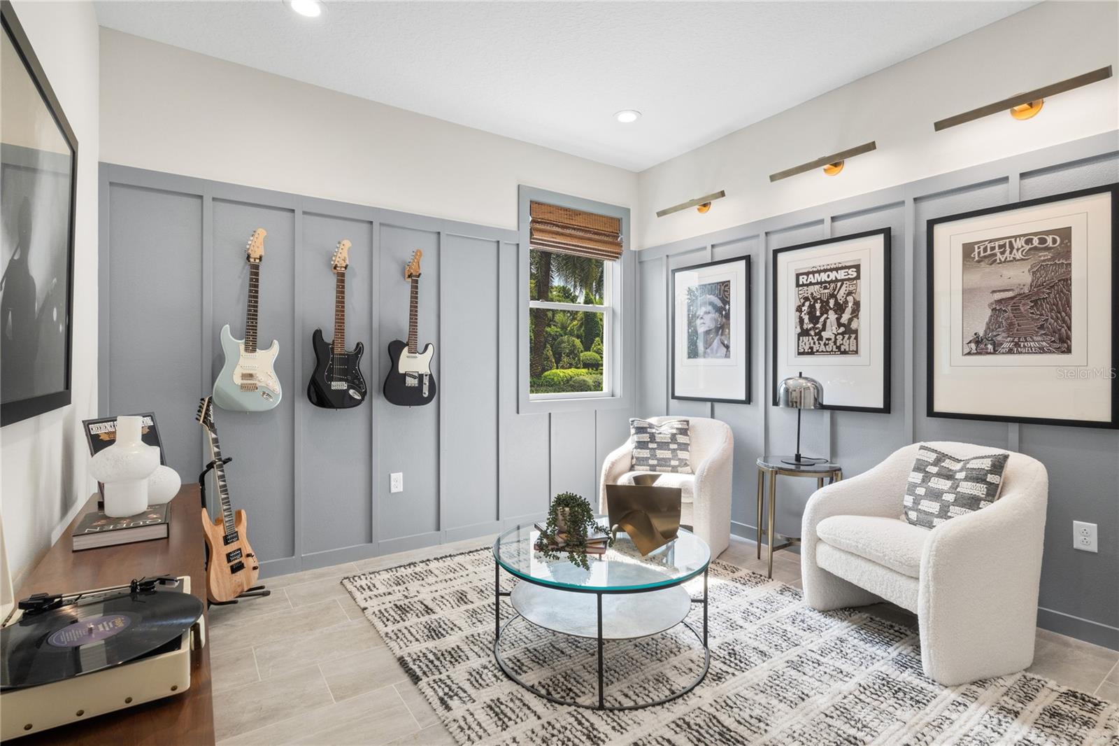 BRONSON PEAK - Residential