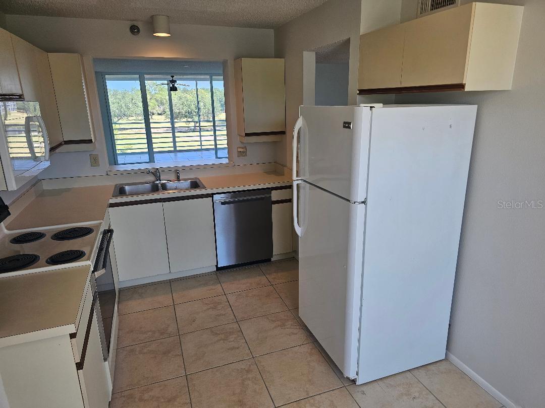 THE FAIRWAYS TWO AT PINEBROOK PH II - Residential