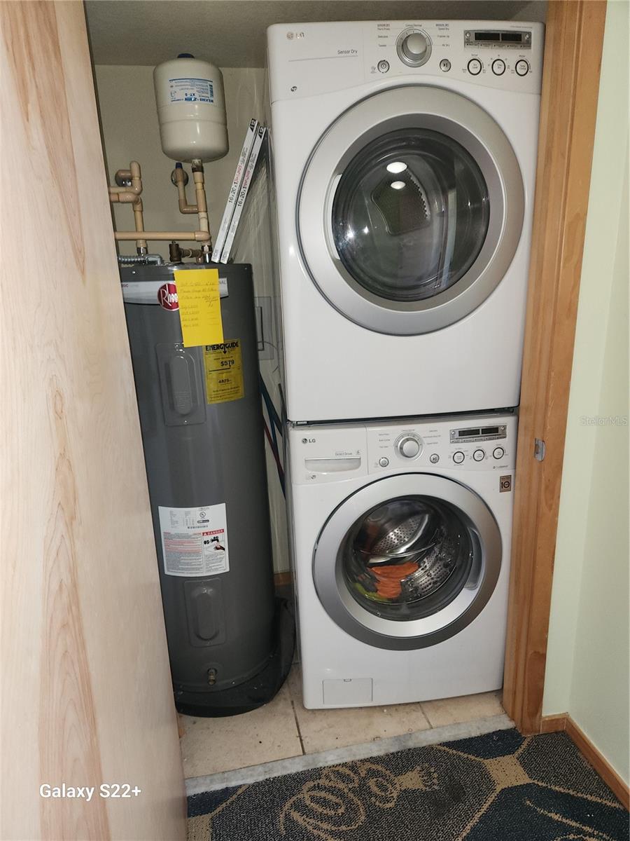 EUROPEAN VILLAGE - Residential